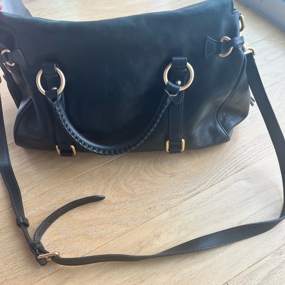 Gorgeous Dooney and Burke Satchel Florentine Leather Bag - Picture 12 of 13